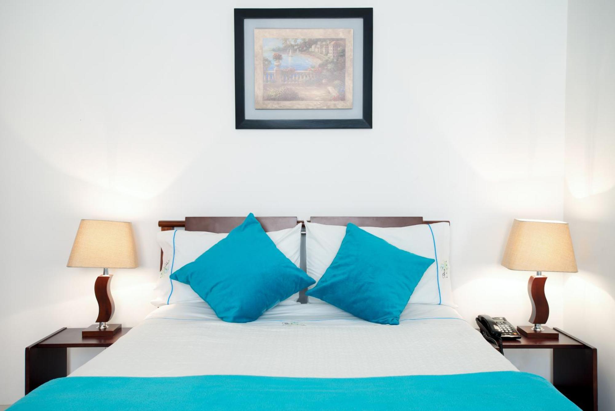 Hotel Puerto Bahia 산힐 외부 사진