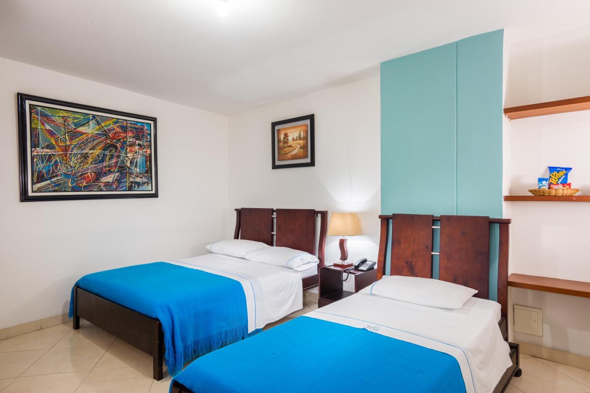 Hotel Puerto Bahia 산힐 외부 사진