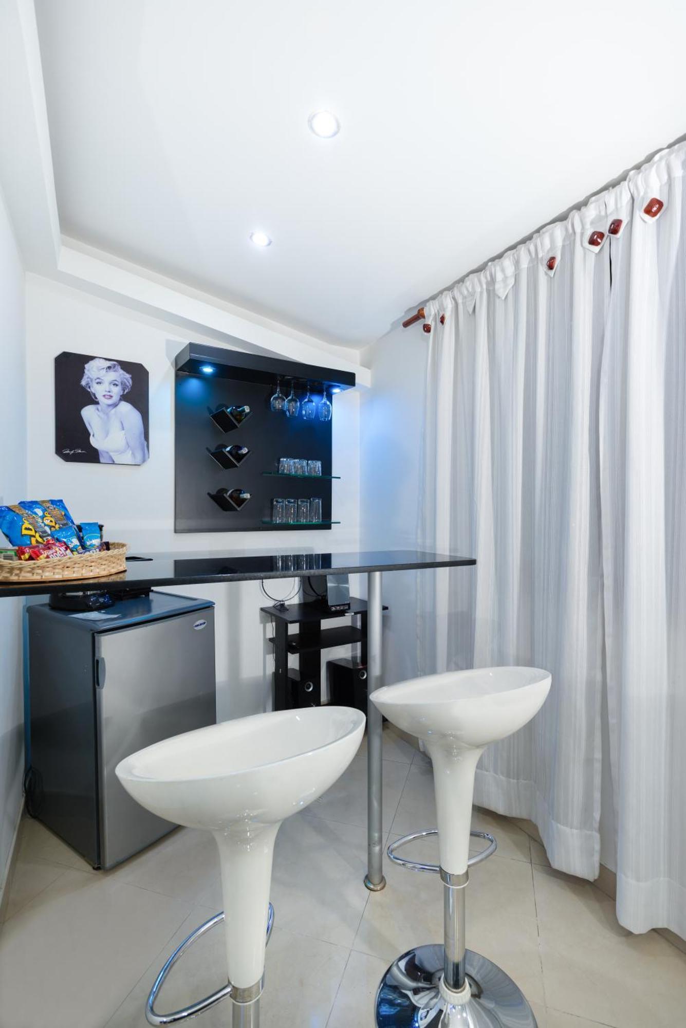 Hotel Puerto Bahia 산힐 외부 사진