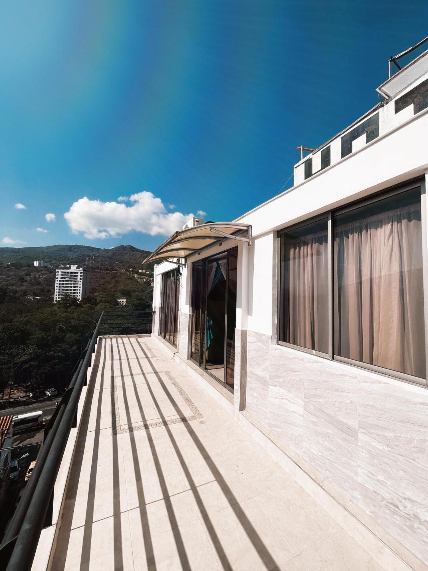 Hotel Puerto Bahia 산힐 외부 사진