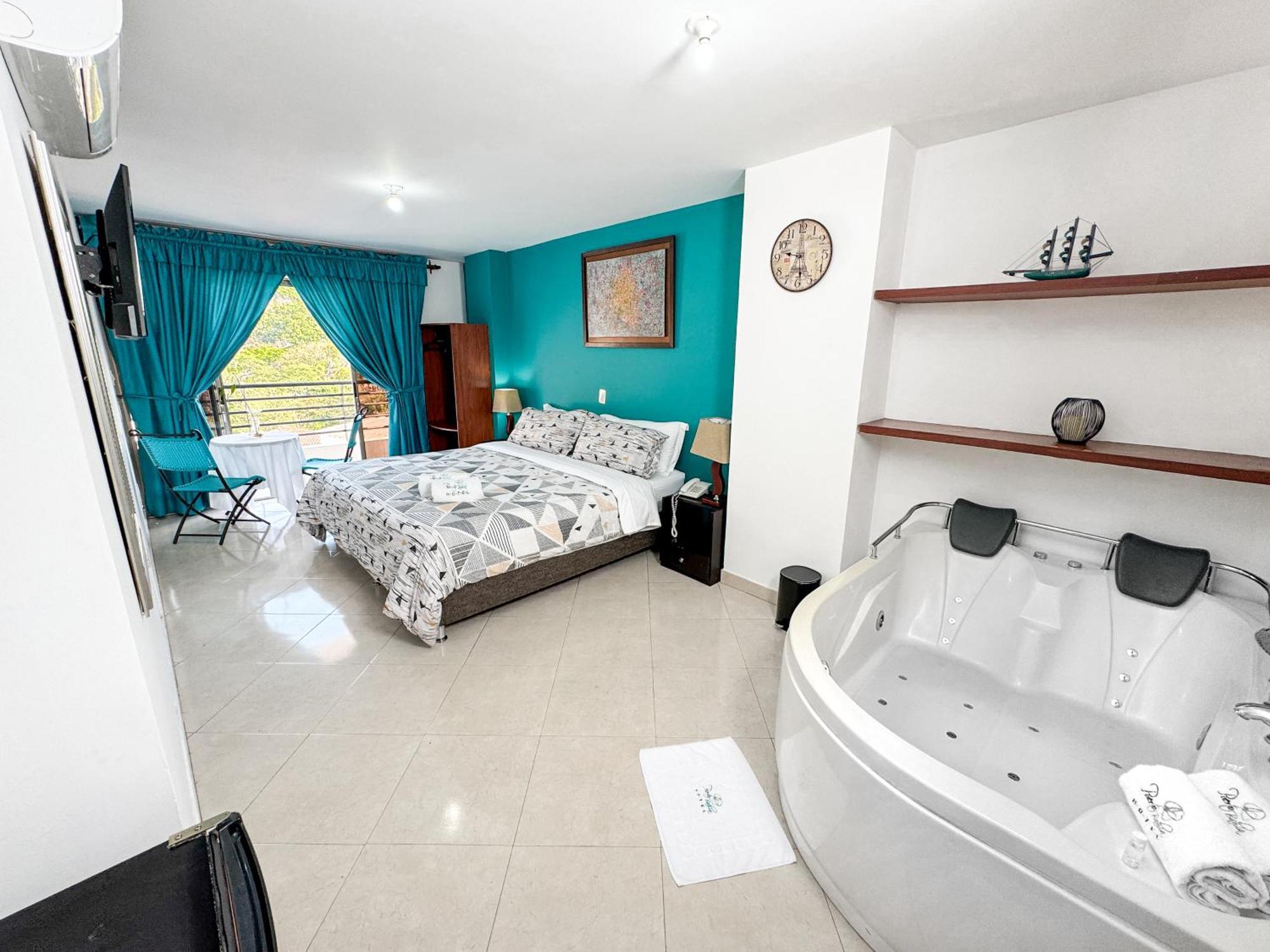 Hotel Puerto Bahia 산힐 외부 사진